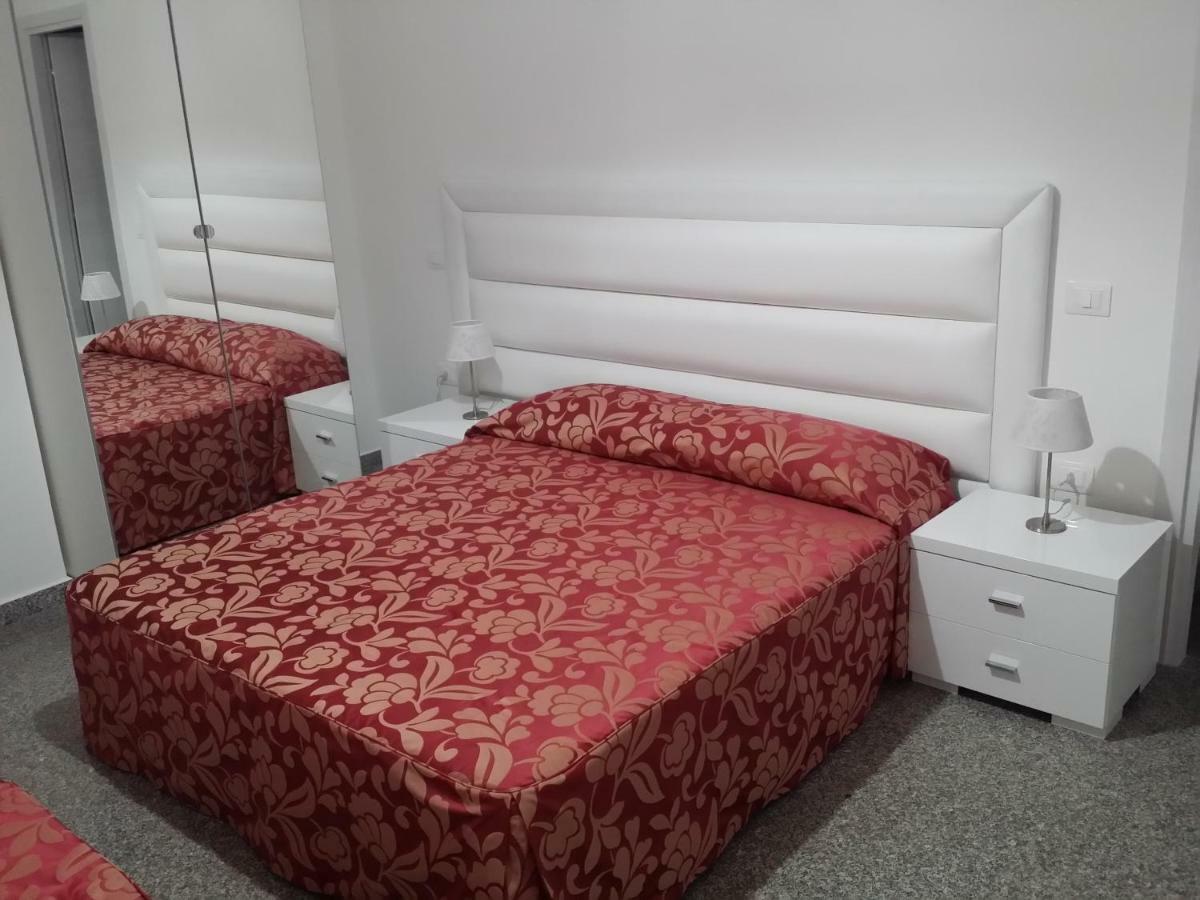 Le Castella B&B Restaurant Dış mekan fotoğraf